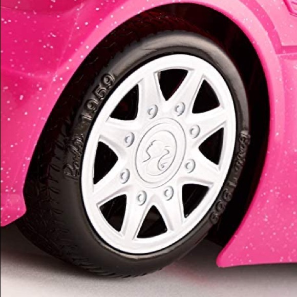 Barbie Glam Convertible - Picture 7 of 7